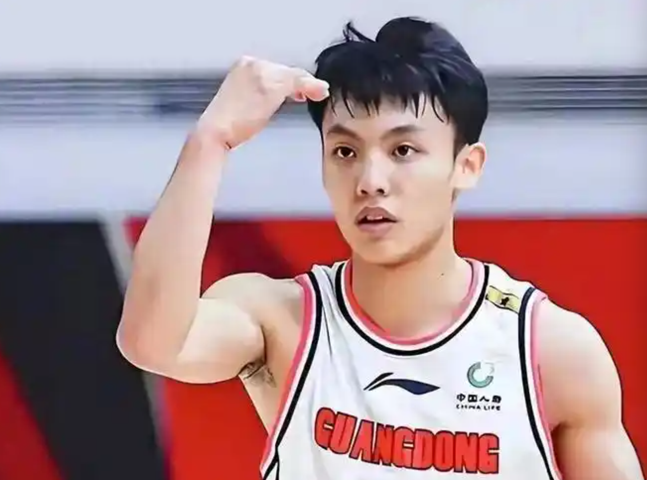 世界杯官网-徐杰的优势越来越大了